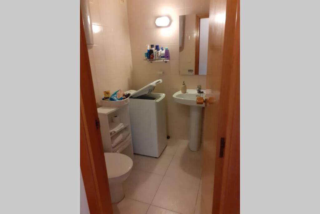 Apartamento Con Piscina En El Centro De Blanes Esterno foto